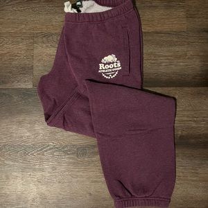 Roots sweatpants burgundy large